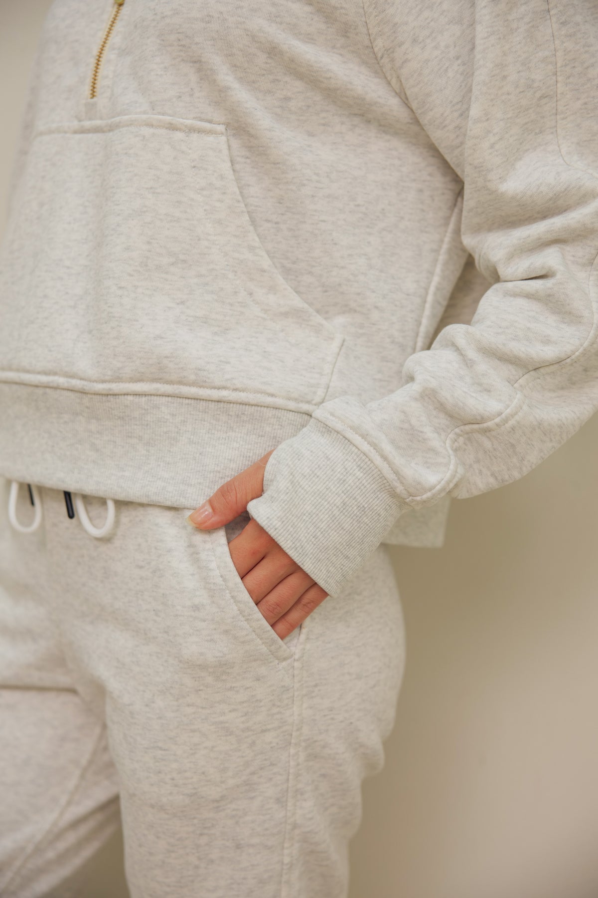 Half-Zip Pullover  (WH)