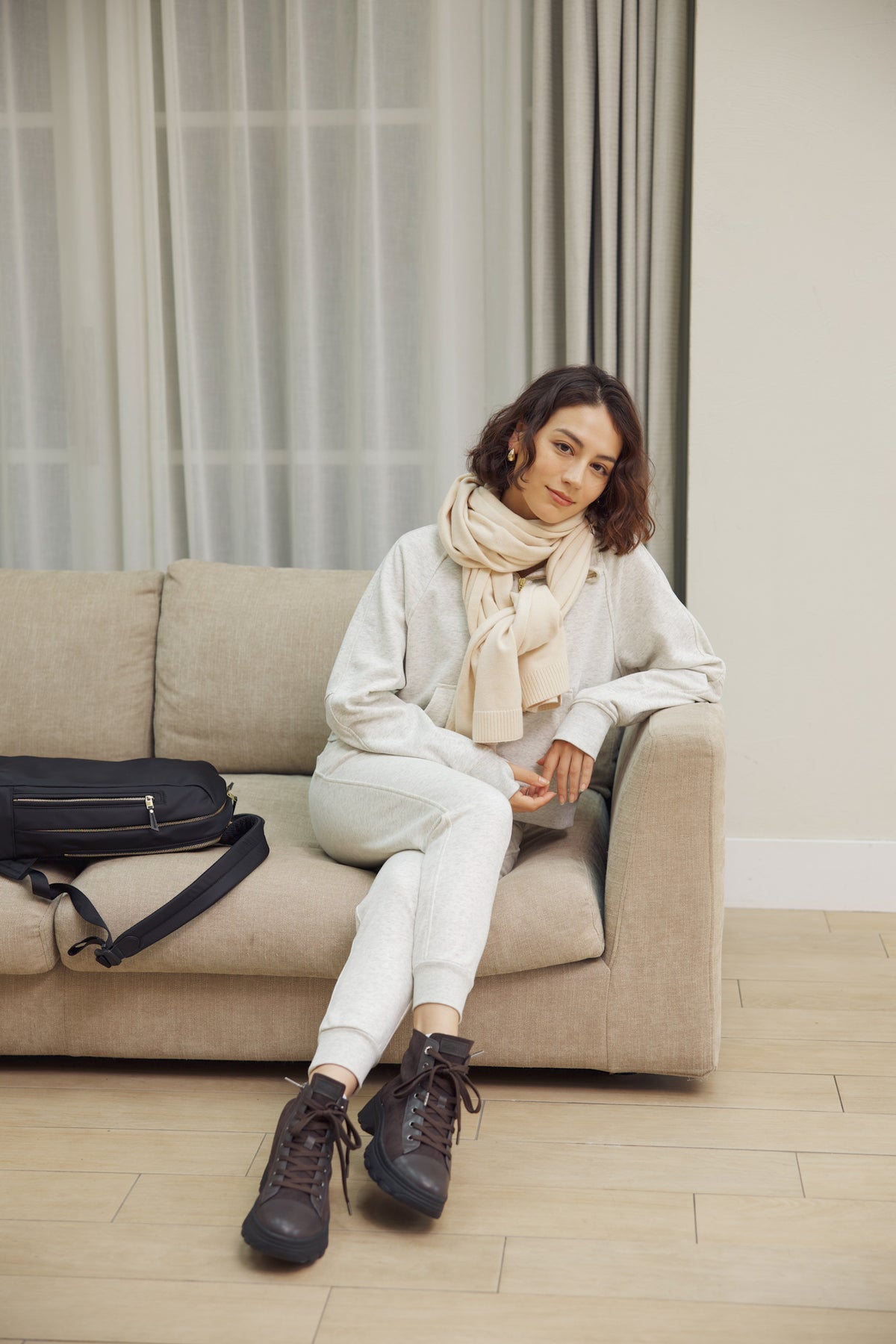 Half-Zip Pullover  (WH)